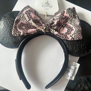 NWT Disney Parks Loungefly Pink Snakeskin Minnie Mouse Ears